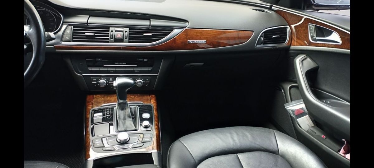 Декор салона Audi A6 c7