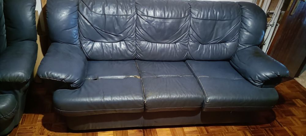 Vendo dois sofás usados em Napa