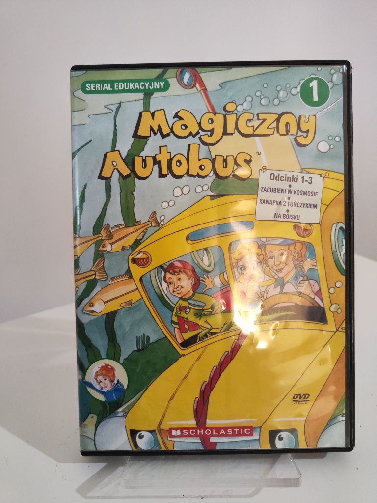 Magiczny autobus odcinki 1-3 Zagubieni w kosmosie, Kanapka .