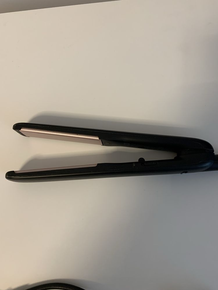 Випрямляч для волосся PHILIPS