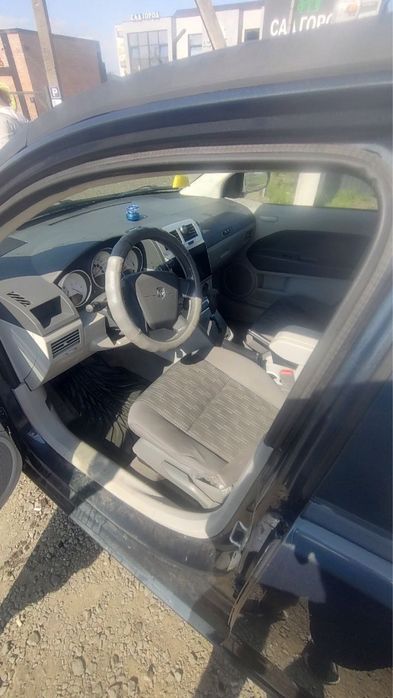 Dodge Caliber                   .