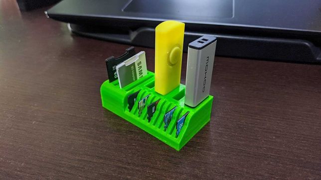 Органайзер для хранения USB, SD и microSD флешек
