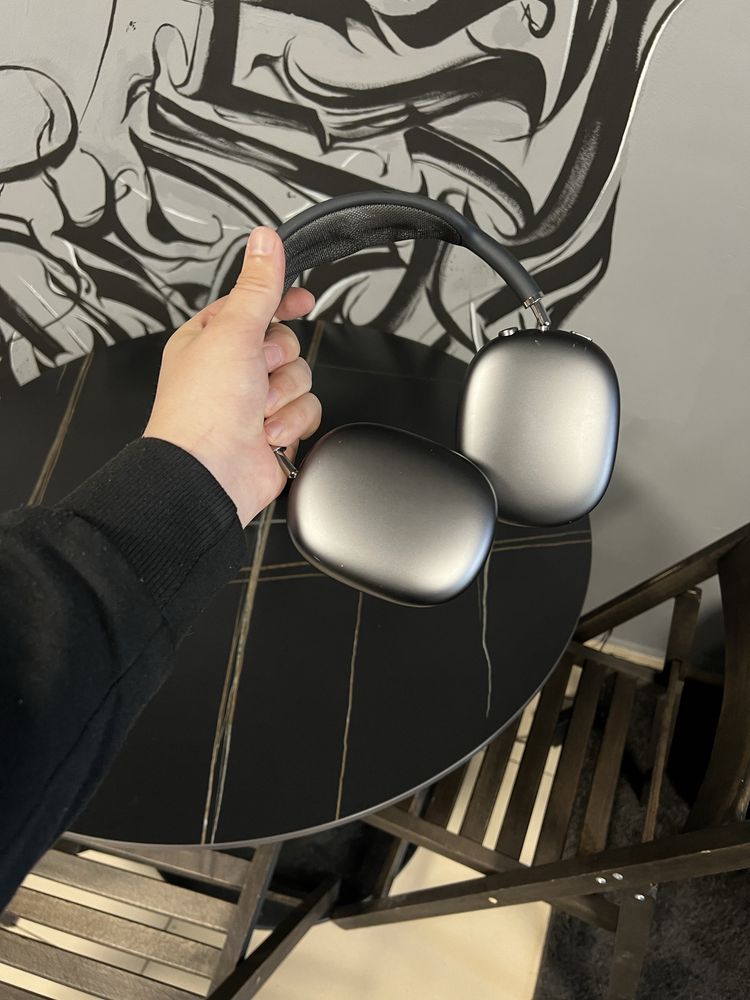 Apple AirPods Max Midnight