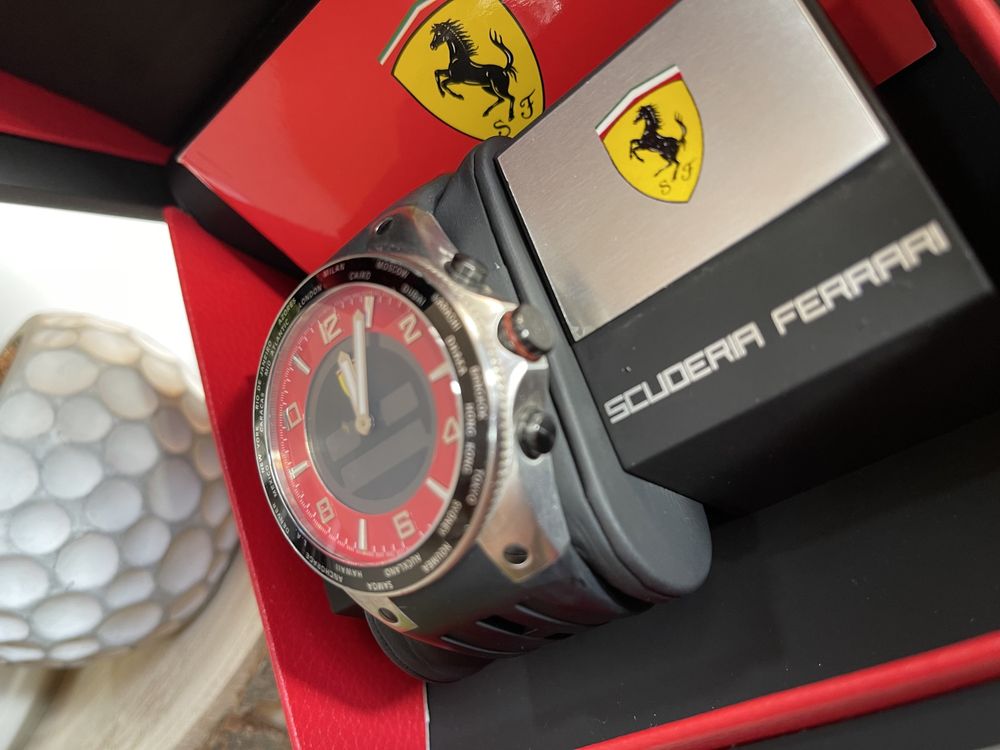Relógio Ferrari - Scuderia Ferrari World Time RED