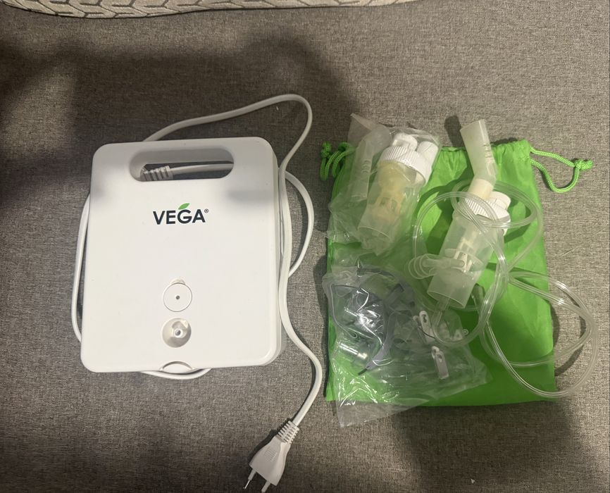 Компресорний інгалятор Vega