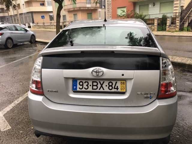 Toyota Prius 2006 (Híbrido)
