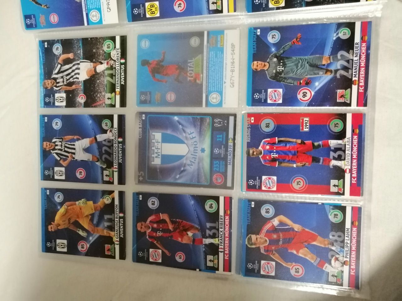 Sprzedam karty piłkarskie PANINI UEFA Champions League różne 40 sztuk