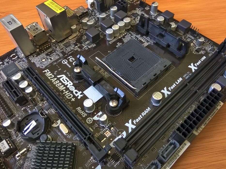 Материнская плата ASRock FM2A88M-HD+