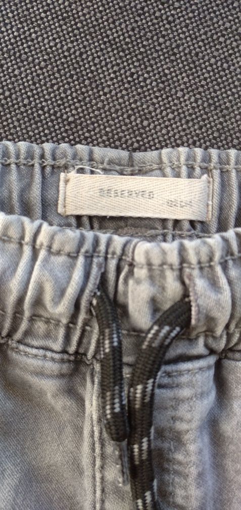 Spodnie Reserved 122 jogger jeans