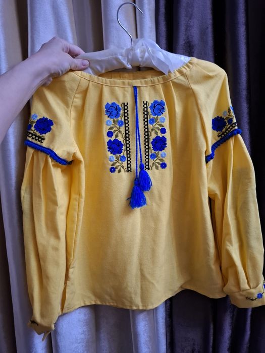 Вишиванка для дівчинки