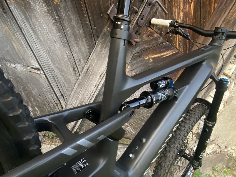 Canyon Strive On CFR [tylko 250 Km] Rama M 2024