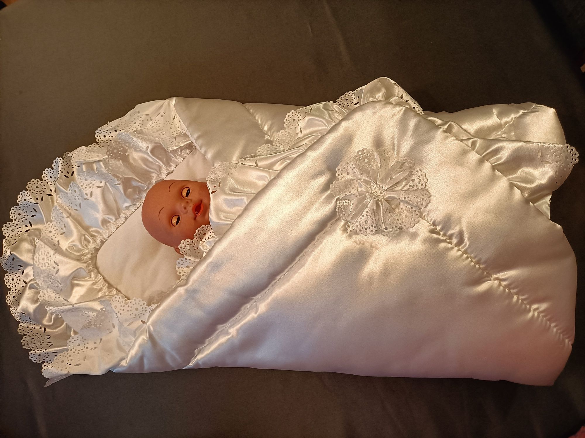 Rożek niemowlęcy do chrztu