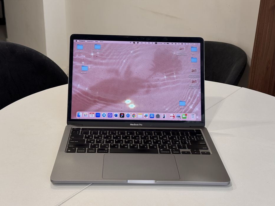 MacBook Pro 13 2020 M1 8Gb 256Gb Space Gray