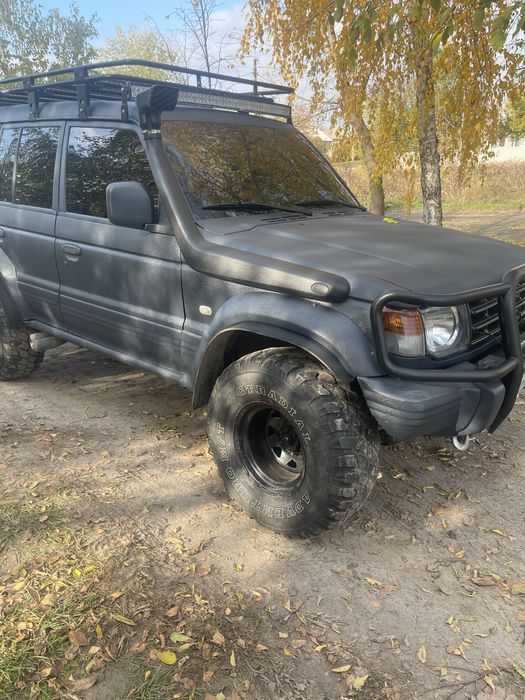 Продам Міцубіші Монтеро 2,5 д