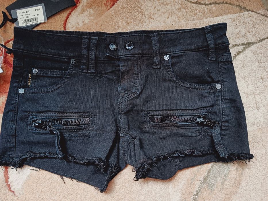 НОВЫЕ Джинсовые шорты размер 27 Италия