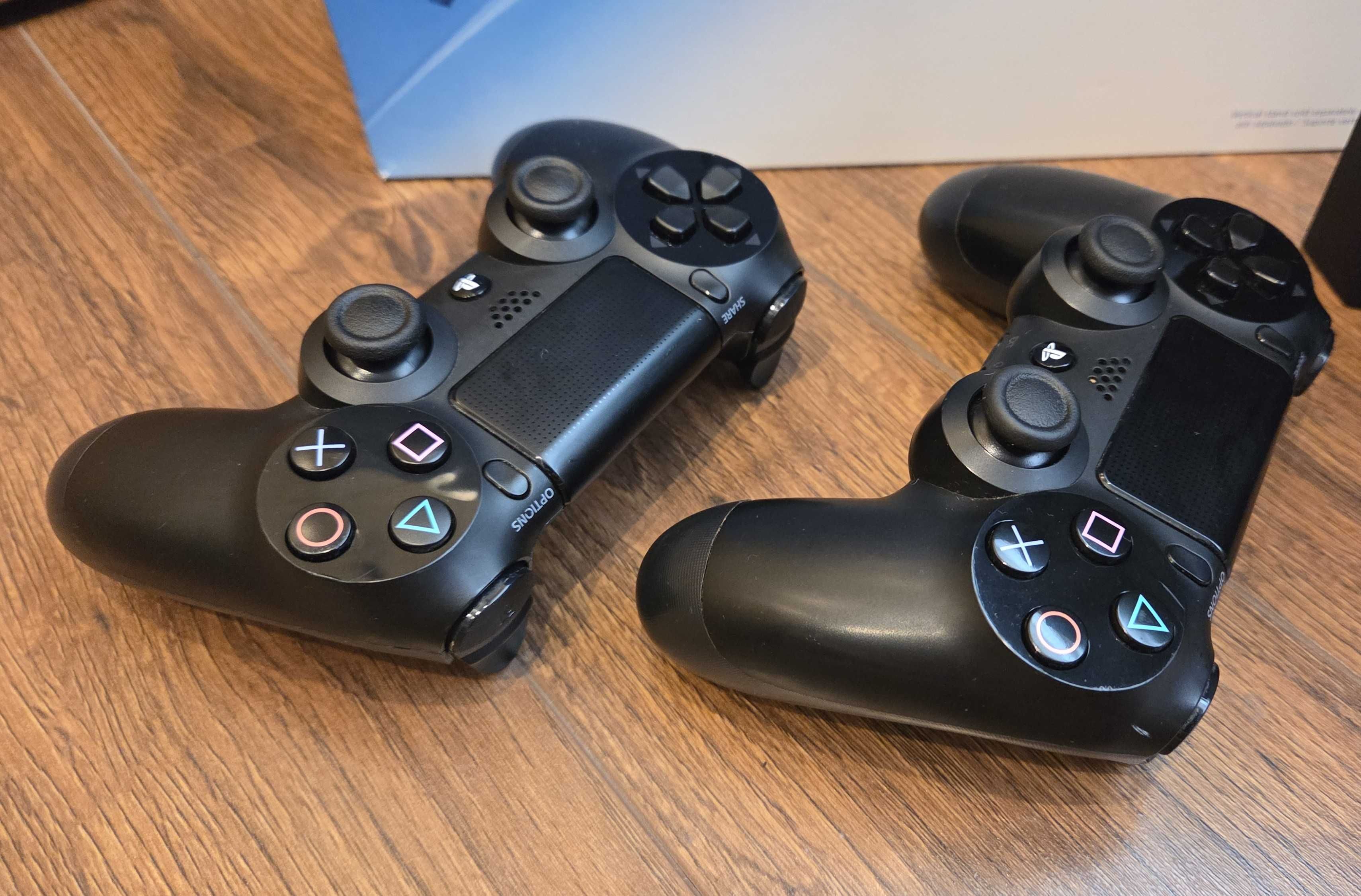 Consola Sony PS4 500GB com 2 comandos - ótimo estado