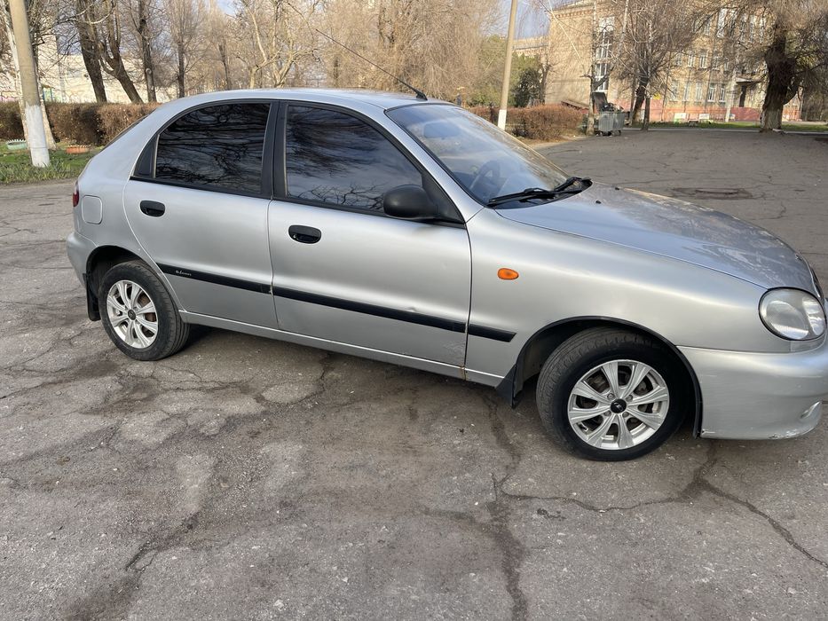 Продам авто Ланос 1.5