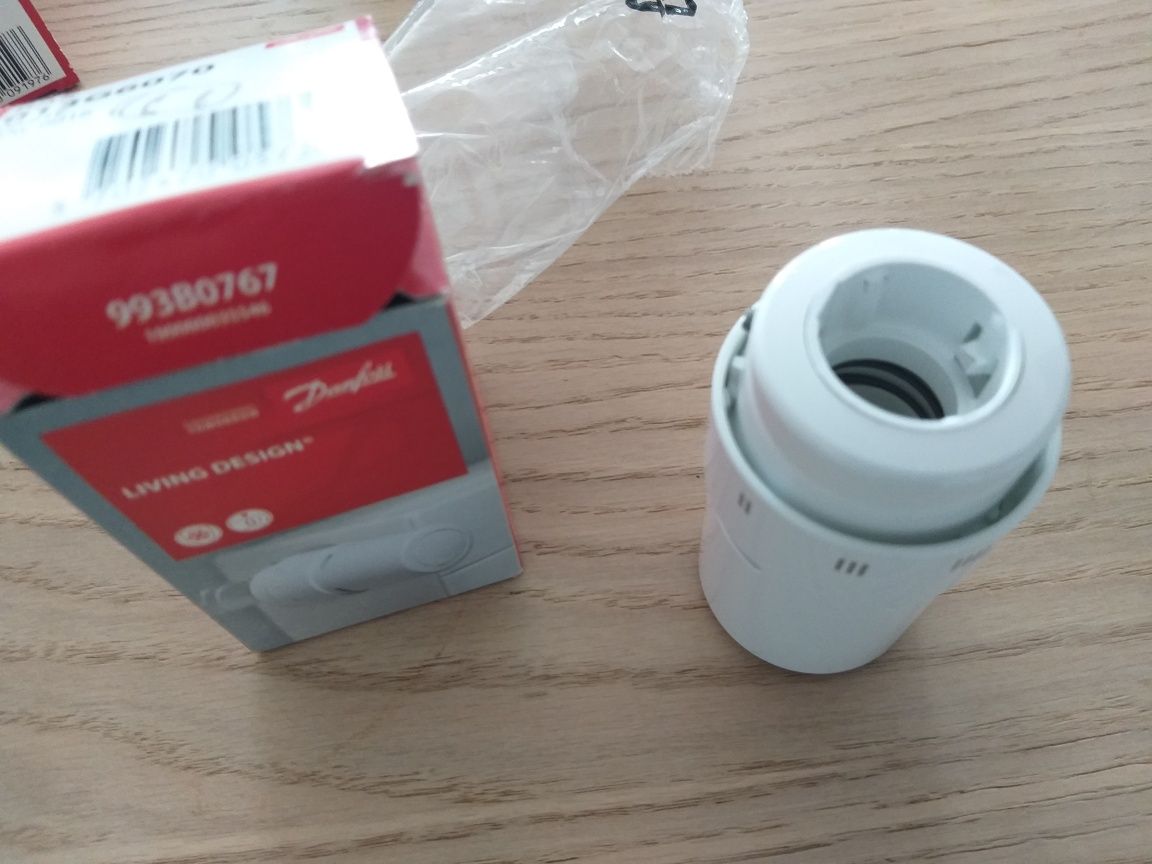 4 Głowice termostatyczne nowe