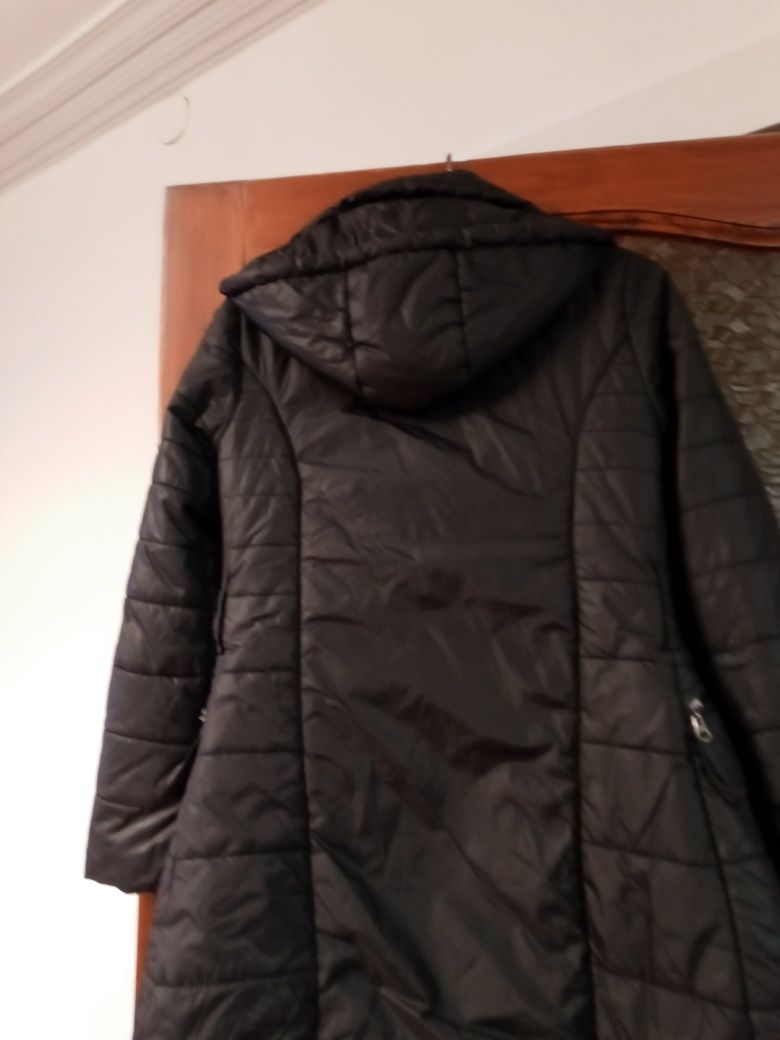 Kurtka czsrna prosta Tiffi 38 prosta pikowana