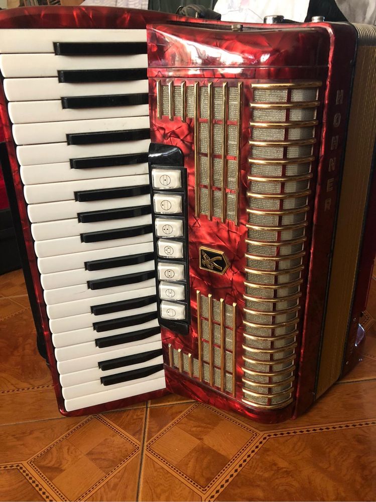 Acordeão Hohner Verdi