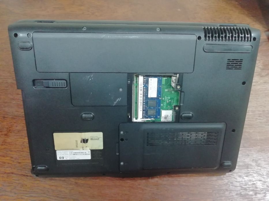Hp dv2000 para peças