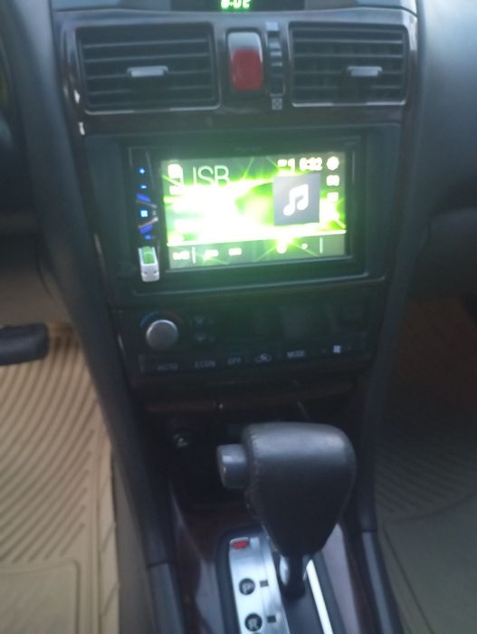 Nissan Maxima 3л 200 лс