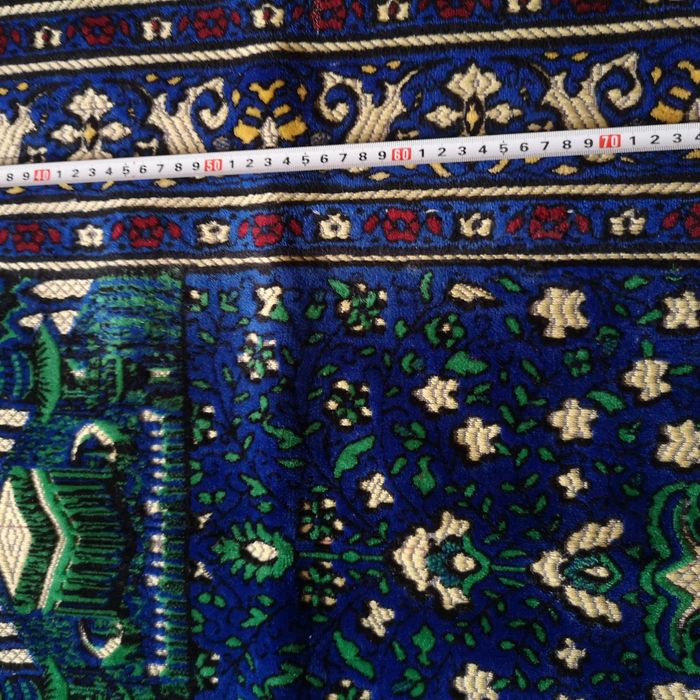 Makatka miekka 106 x 65cm.