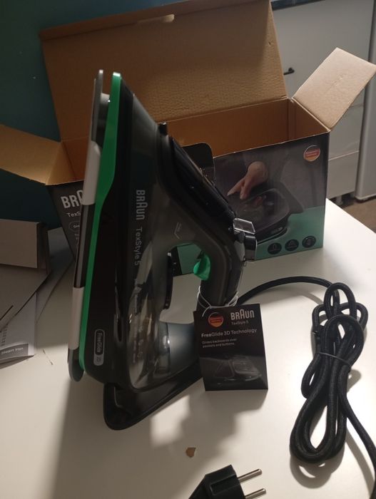 Ferro de engomar Novo, Nunca usado - Braun TexStyle 5
