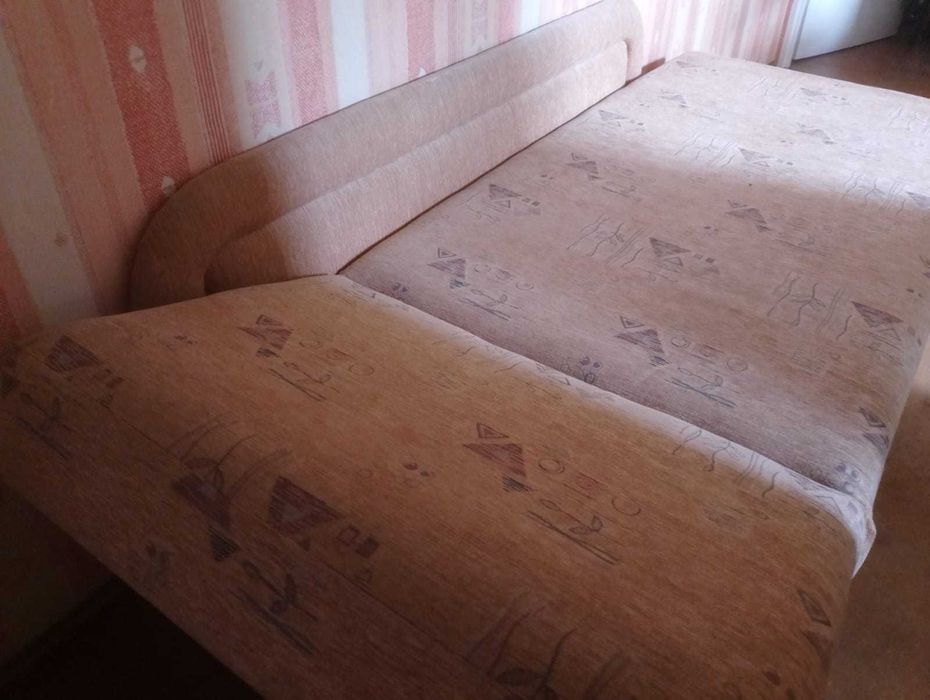 Tapczan 2 sztuki 150zł/1 sztuka