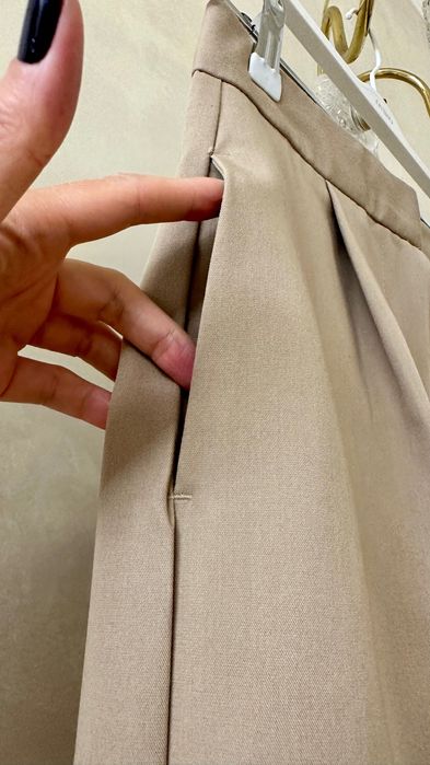 Брюки mom ZARA мом бежеві штани пісочні на талію бежевые базовые осень