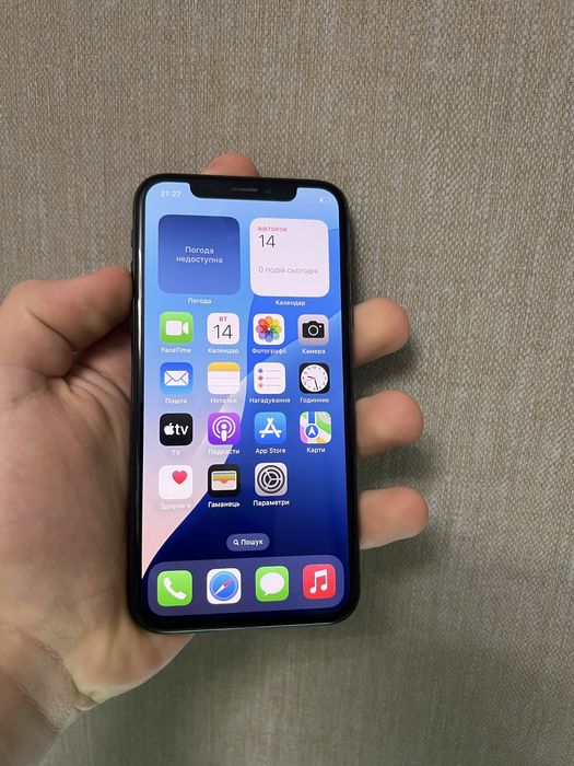 Айфон xs на 64 ГБ