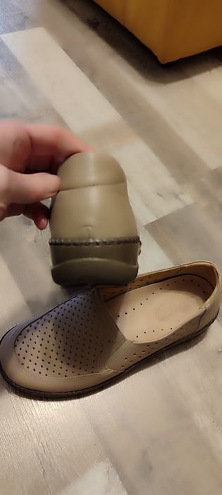 Мокасини жіночі шкіряні