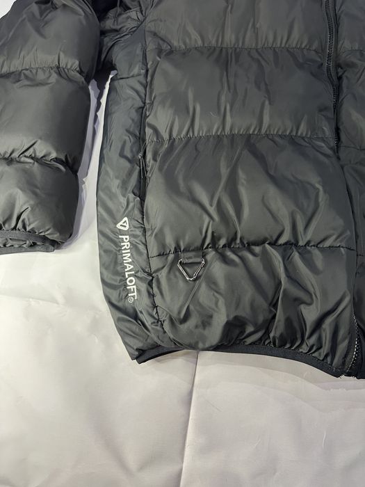 Чоловічикй пуховик Nike ACG у чорному кольорі