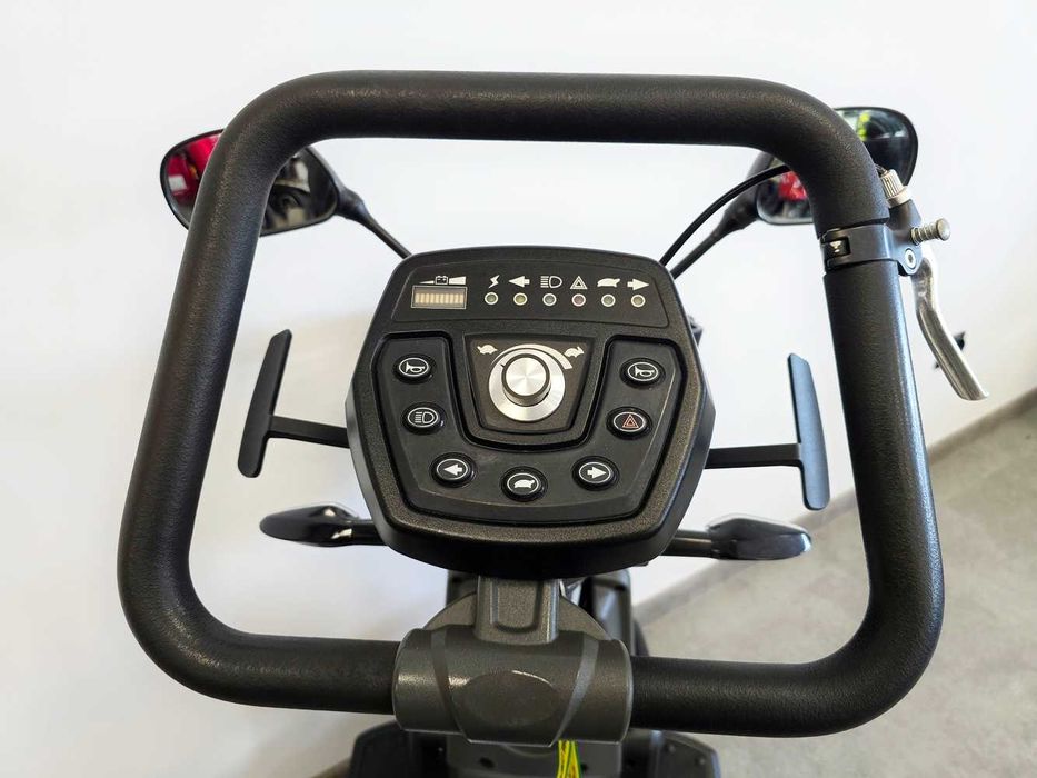 Skuter inwalidzki  elektryczny dla seniora GALAXY PLUS terenowy FV