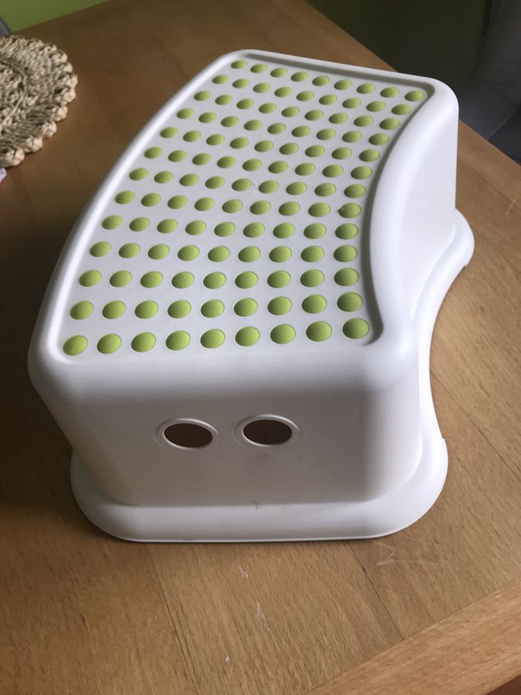 Podnóżek Ikea niski użyty kilka razy