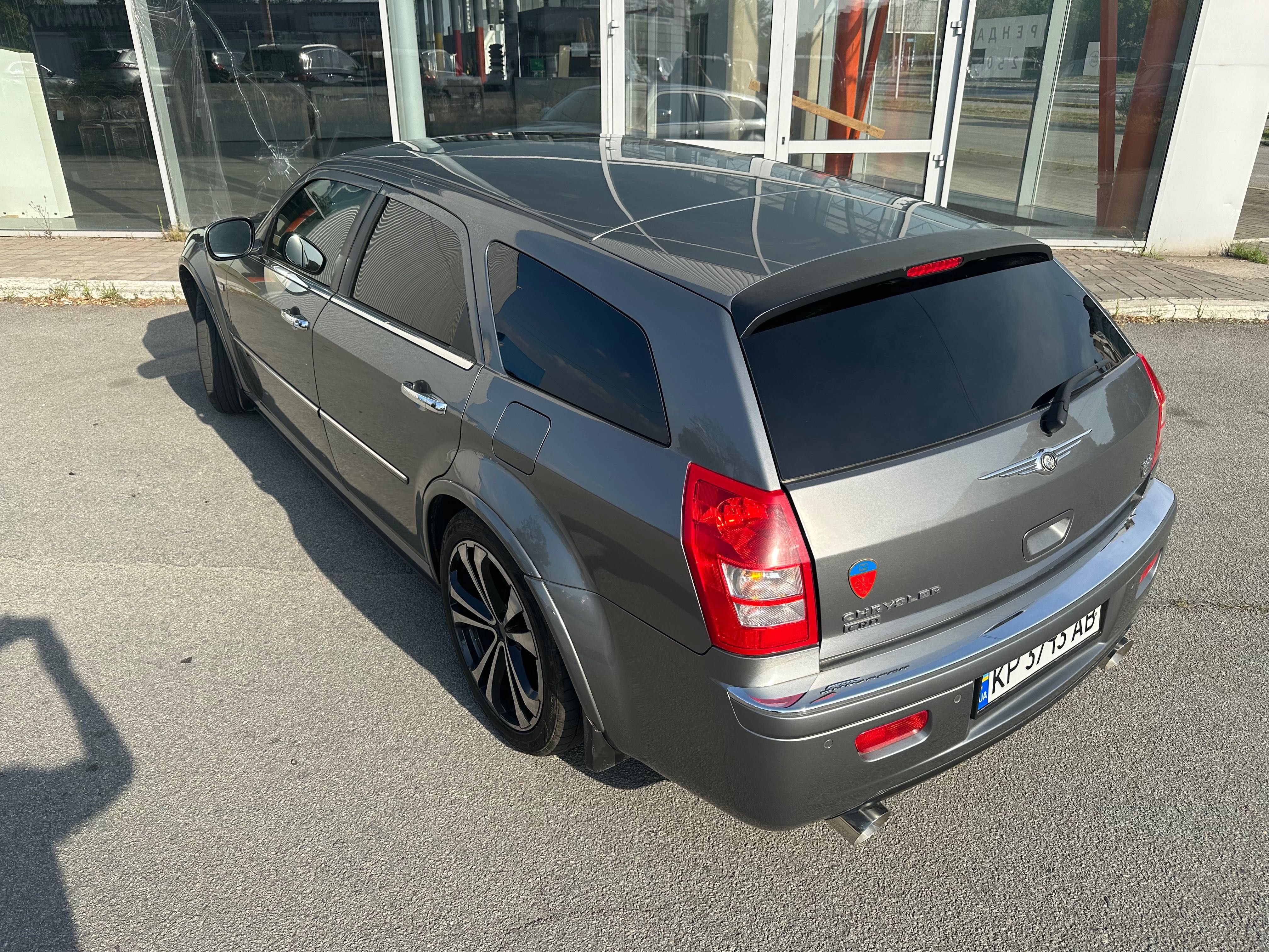 Chrysler 300C Универсал. Signature series.