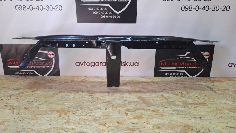 Панель передня телевізор Dacia Logan логан