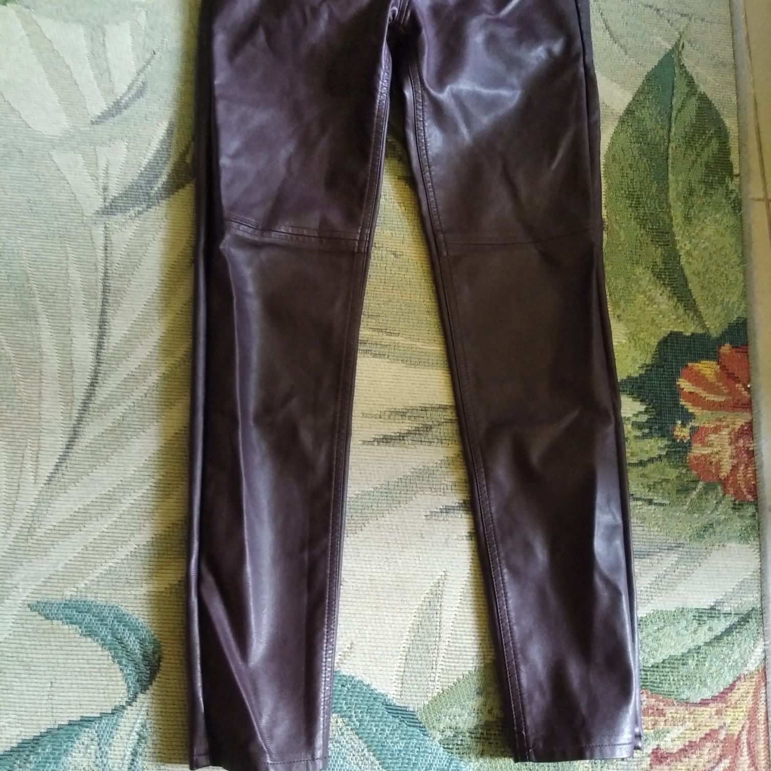 Spodnie skóropodobne rozmiar S H&M