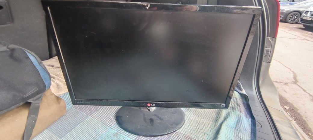 Продам монітор LG 23AE53T-P