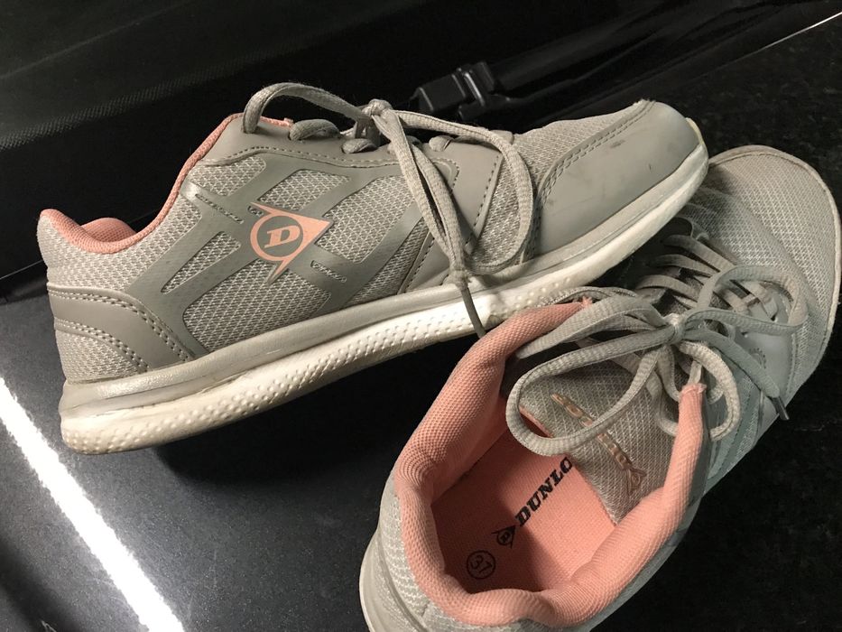 Tenis Dunlop n37 outro adidas n36,5