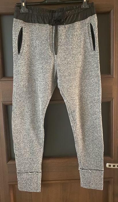 Spodnie dresowe szare Zara