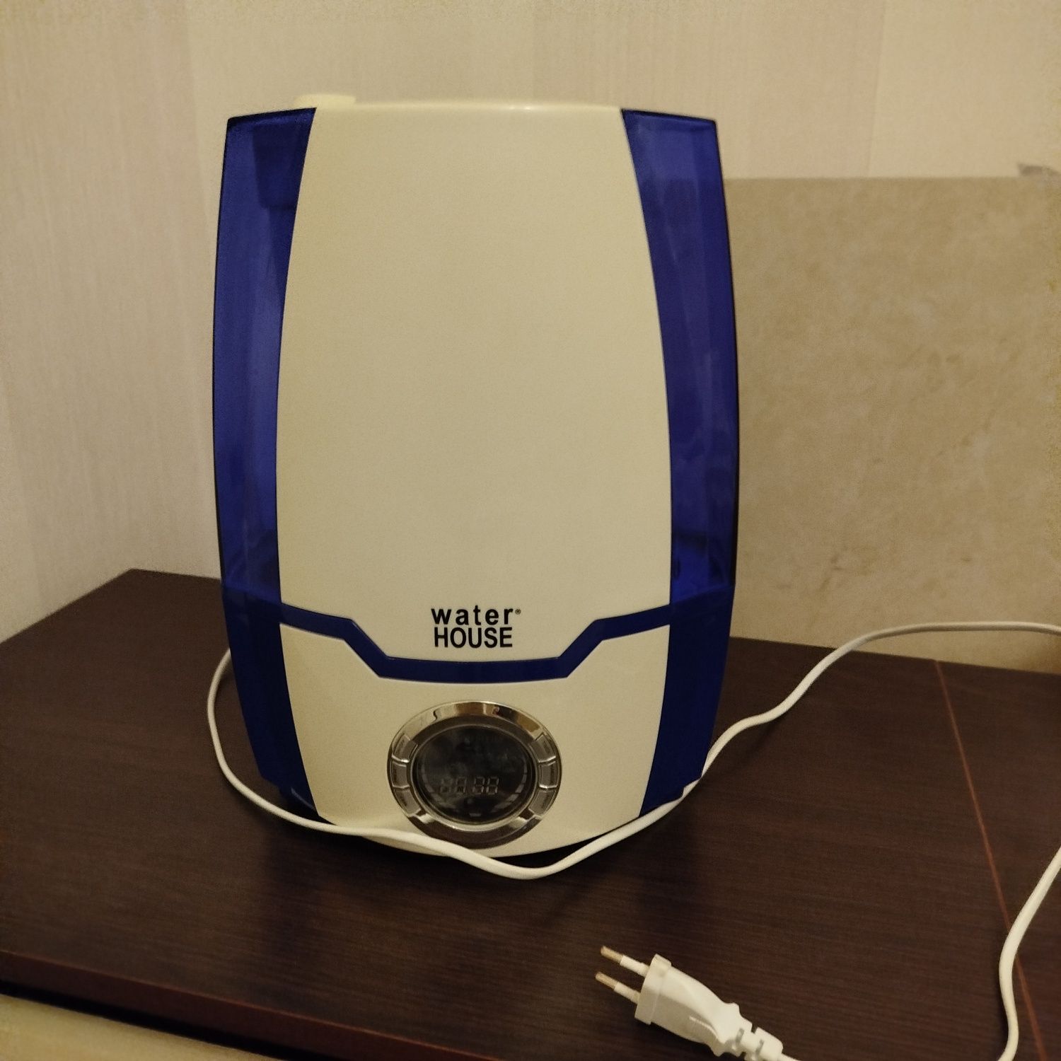 Продам увлажнитель воздуха Water House UH-5210