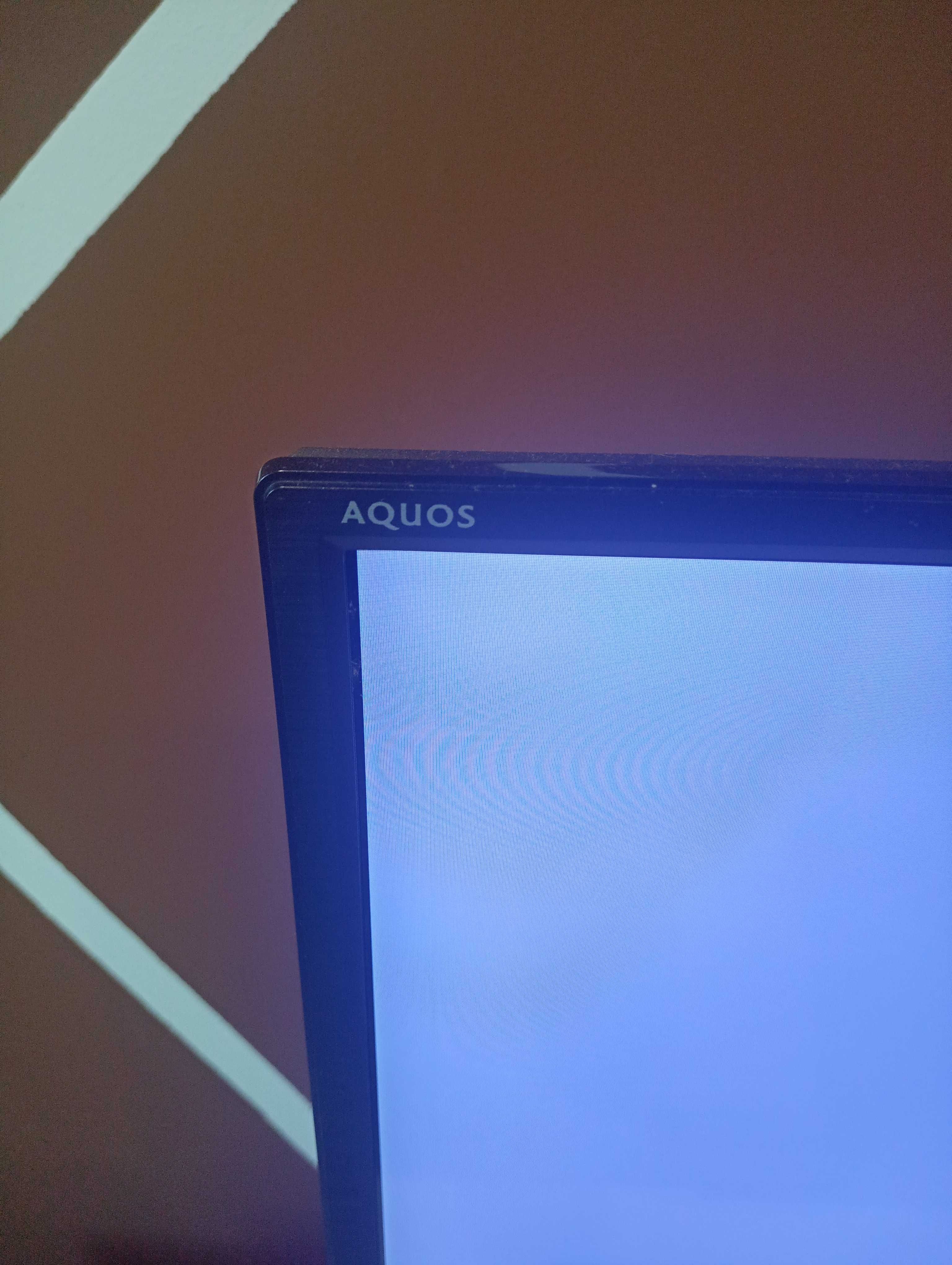 TV sharp 43" - Avariada