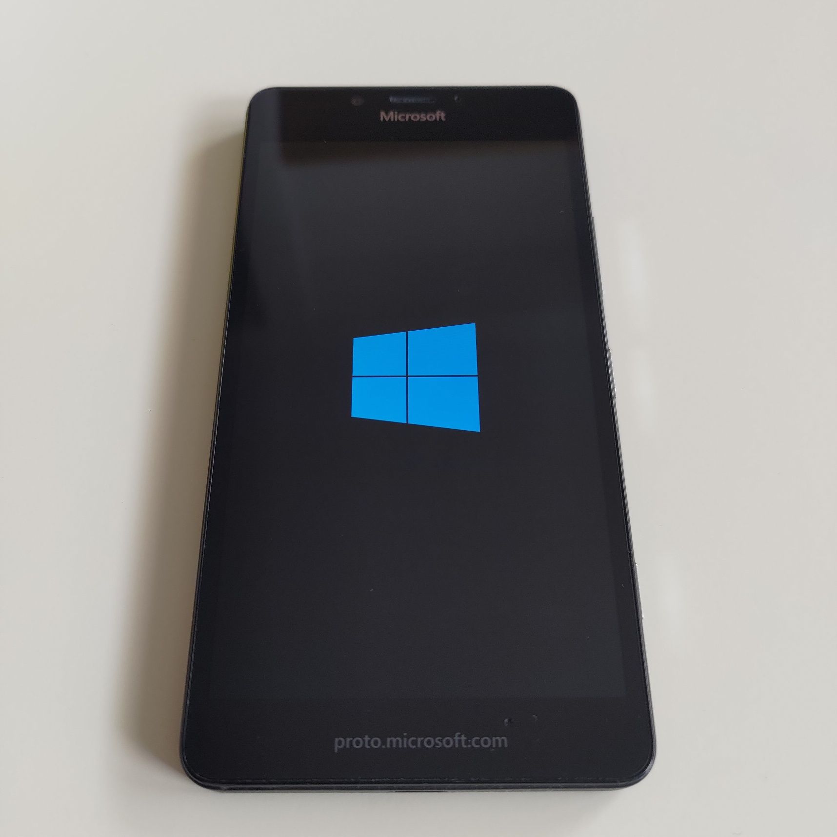 PROTOTYP Lumia 950 Microsoft unikat kolekcjonerski