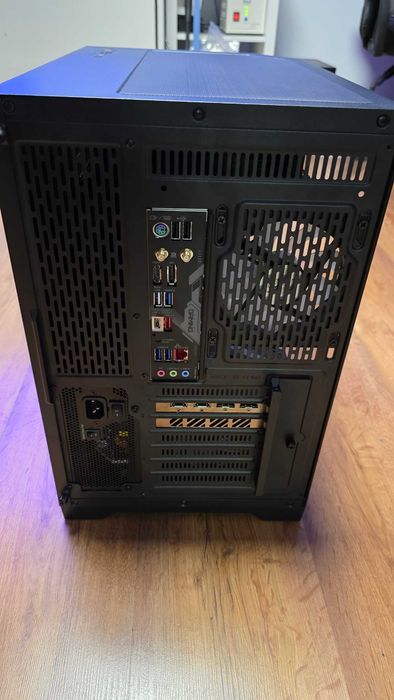 Komputer Ryzen 7 7800X3D, 32GB, RX 9070 XT, 2TB SSD M2 Nowy