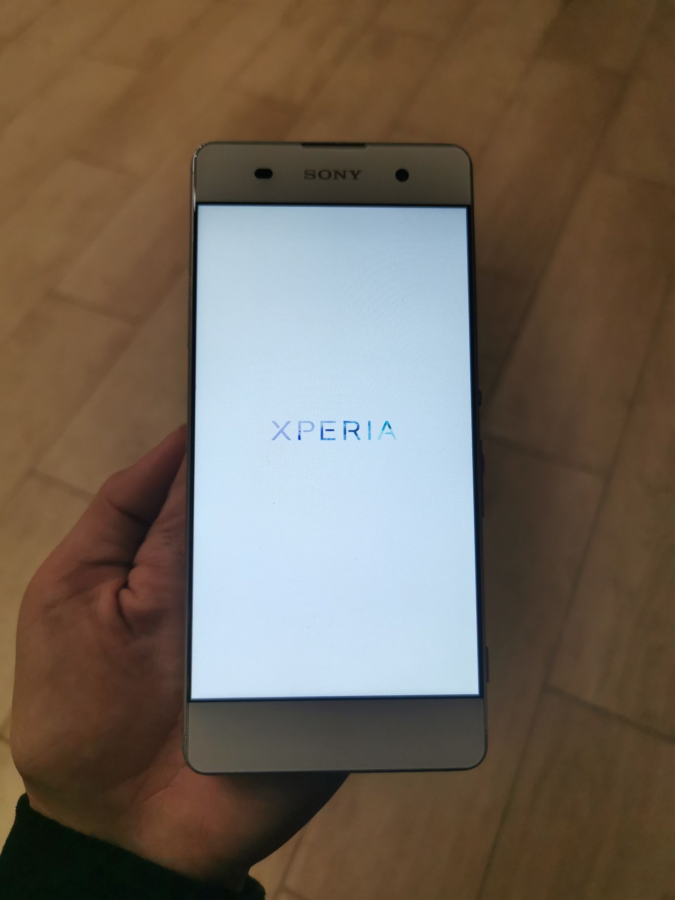 Sony Xperia xa f3111