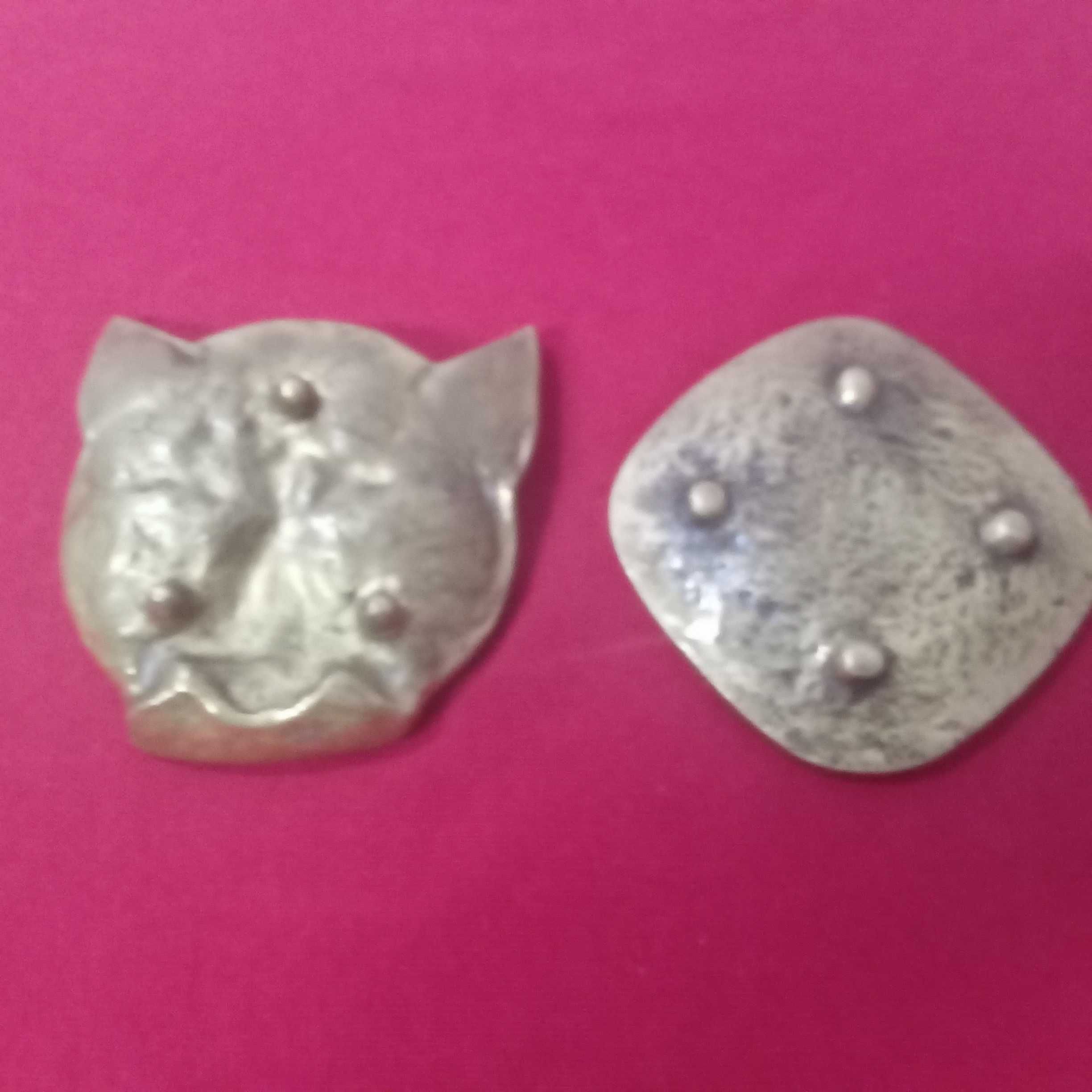 Artigos em Metal (Bronze)  - Gato e Rei de Copas