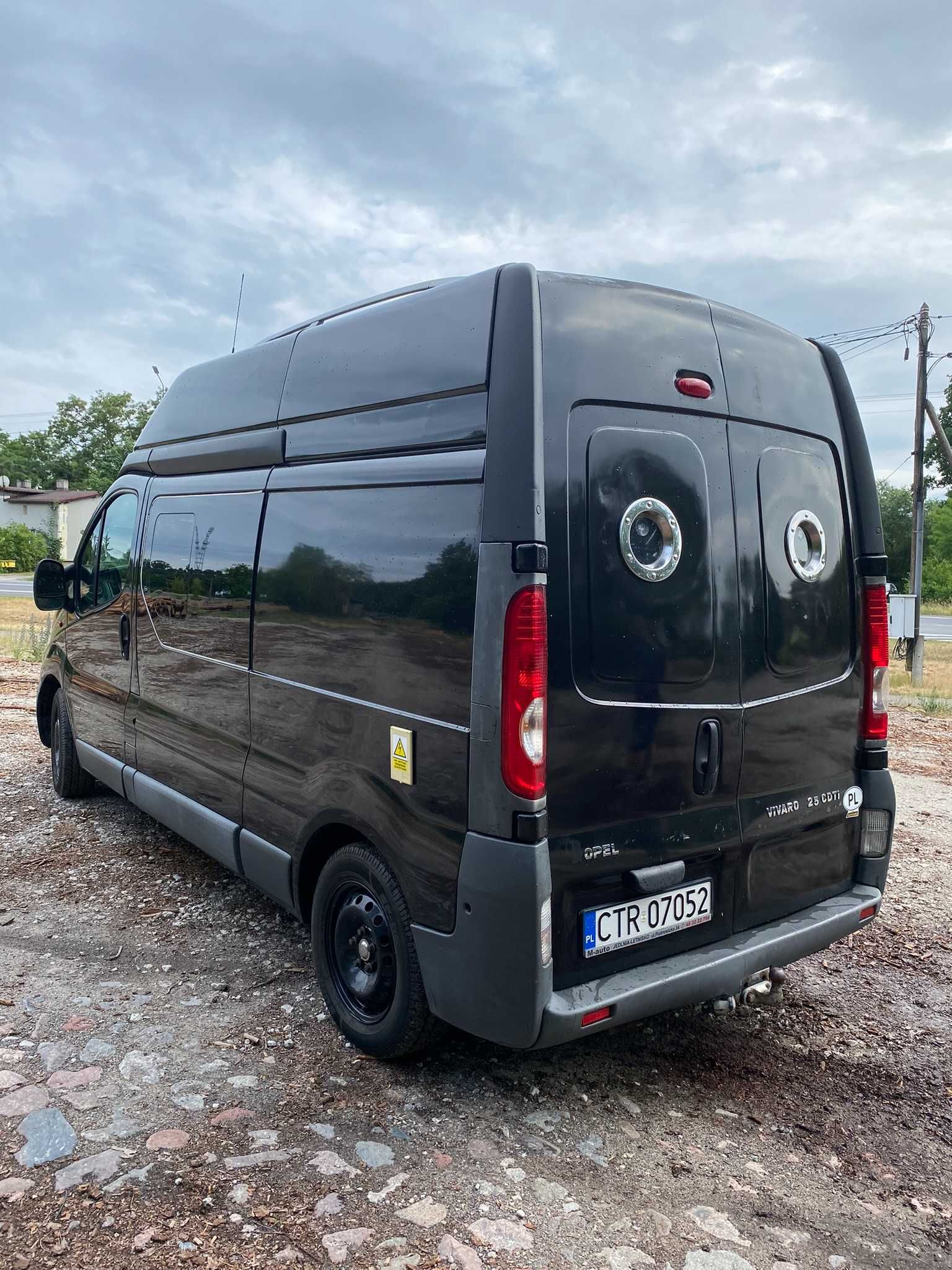 OPEL VIVARO L1H2 campervan nr  W0LF7BJD69Y729216