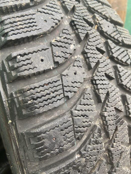 Шини 185/65 R15 продам