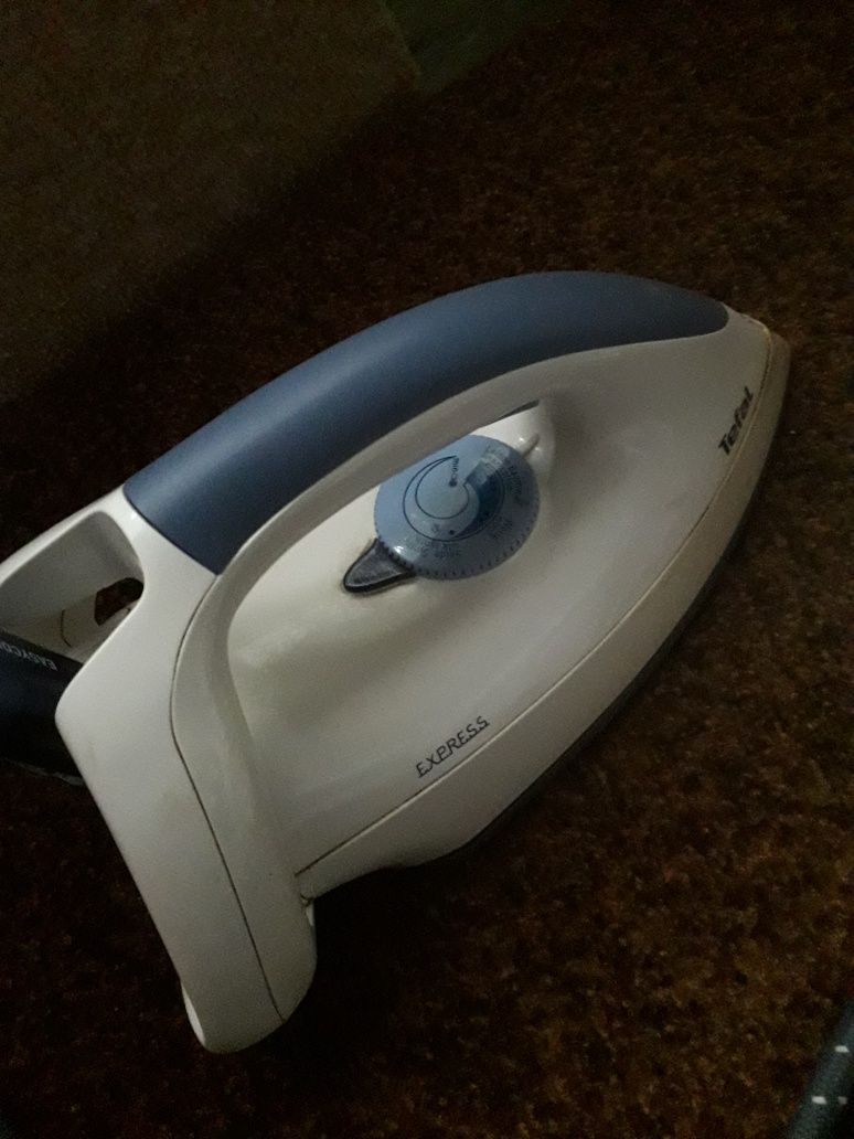 Праска з парогенератором Tefal express